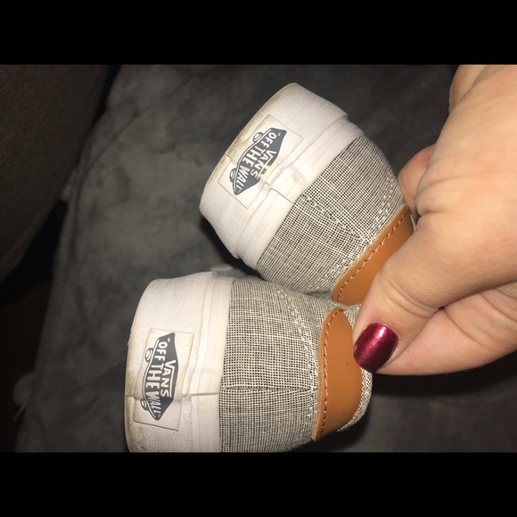 Vans - Picture 4 of 5